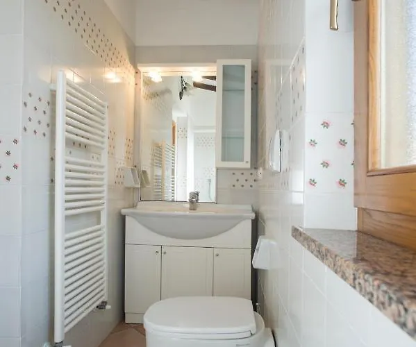 In Via Del Mare A * Procchio (Isola d'Elba)